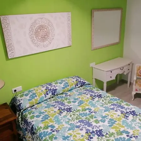 Holiday home House Maruja Includes 2 Complet With Wifi & Jacuzzi Cutar