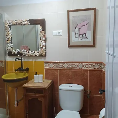 House Maruja Includes 2 Complet With Wifi & Jacuzzi Holiday home Cutar