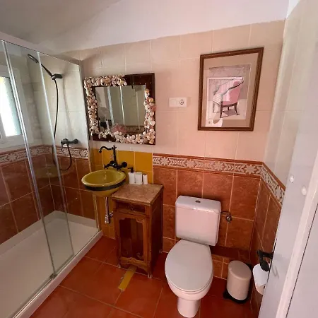 House Maruja Includes 2 Complet With Wifi & Jacuzzi Cutar