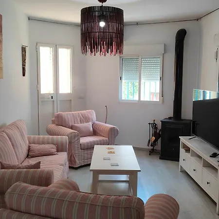 Holiday home House Maruja Includes 2 Complet With Wifi & Jacuzzi Cutar